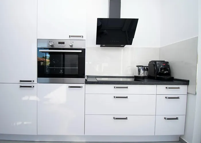 Villa Elite 1 *