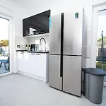Elite 1 - By Istrabook Villa *